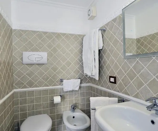 Bed & Breakfast Ipazia Capri 4*